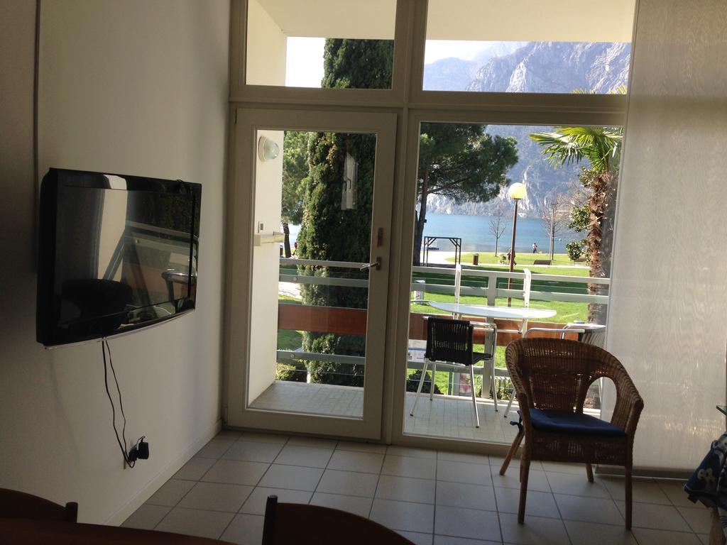 Appartement Lago Blu Riva del Garda Ngoại thất bức ảnh