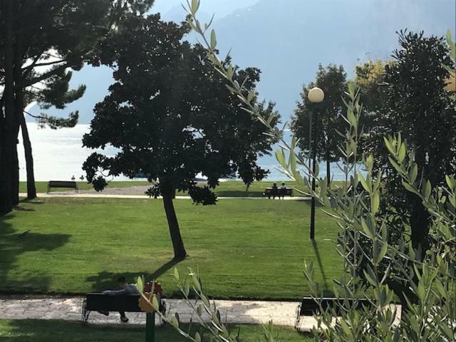 Appartement Lago Blu Riva del Garda Ngoại thất bức ảnh